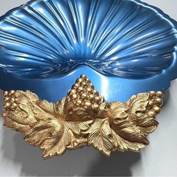 McClelland Barclay by Dodge Aluminum Shell Decorative Dish with Grape Clusters - Picture 2 of 15